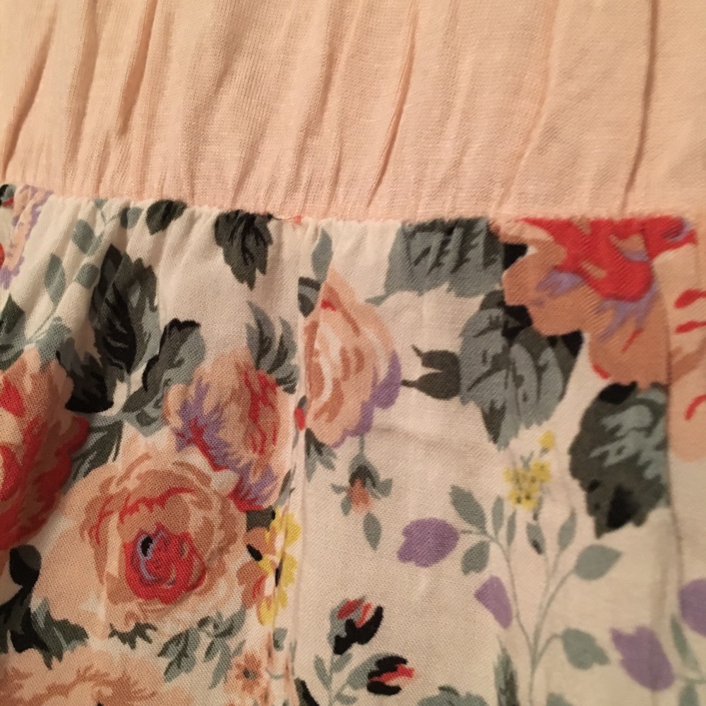 Floral Hi-Lo Dress - Picture 4 of 5